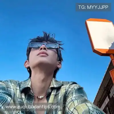 孟霖柯